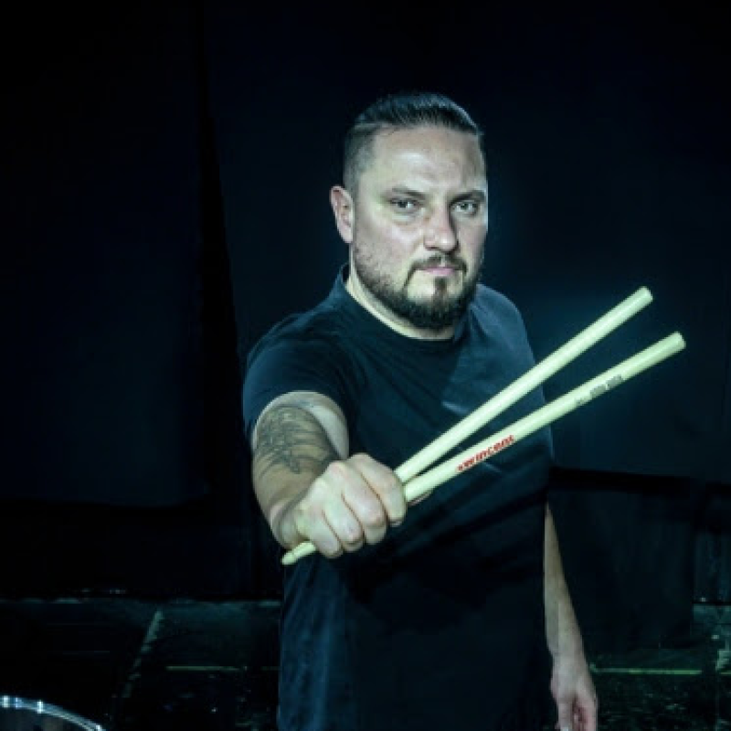 DIMMU BORGIR Drummer DARAY Launches &ldquo;Daray Drum Academy&rdquo; + Offers Individual Lessons On 2020 European Tour With DIMMU BORGIR!