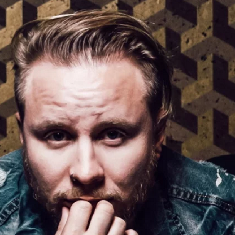 SHINEDOWN's MYERS Doesn't Read Comments 
