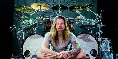 CHRIS ADLER Pays Tribute To NEIL PEART