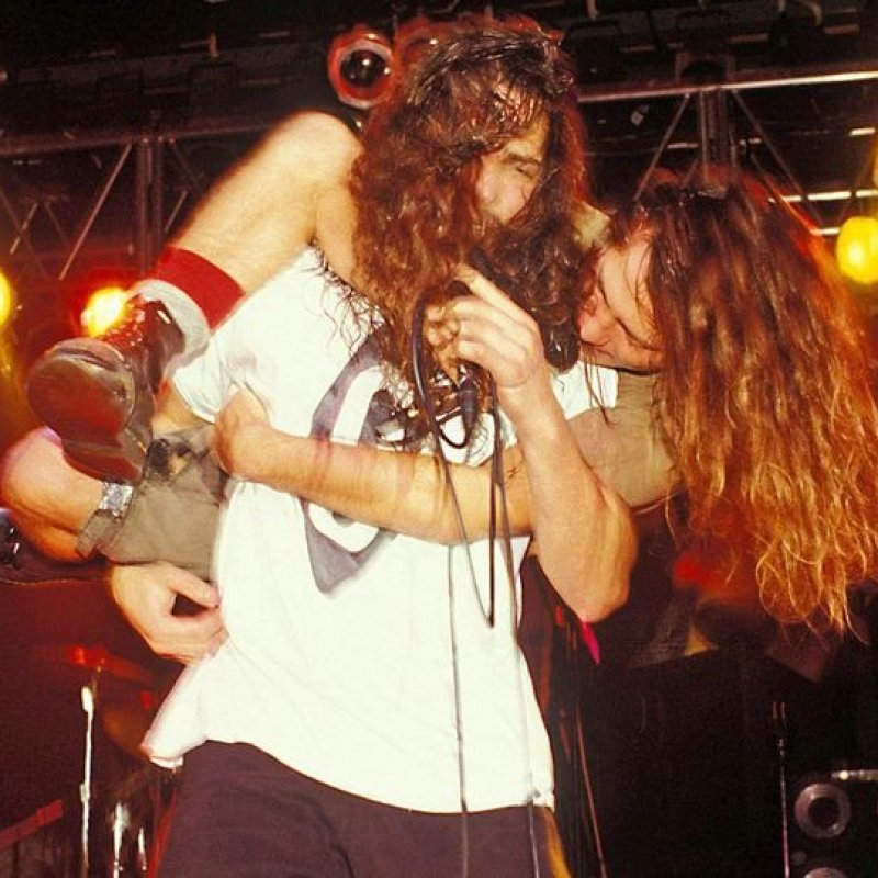 Eddie Vedder Gives Emotional Solo Performance in Tribute to Chris Cornell