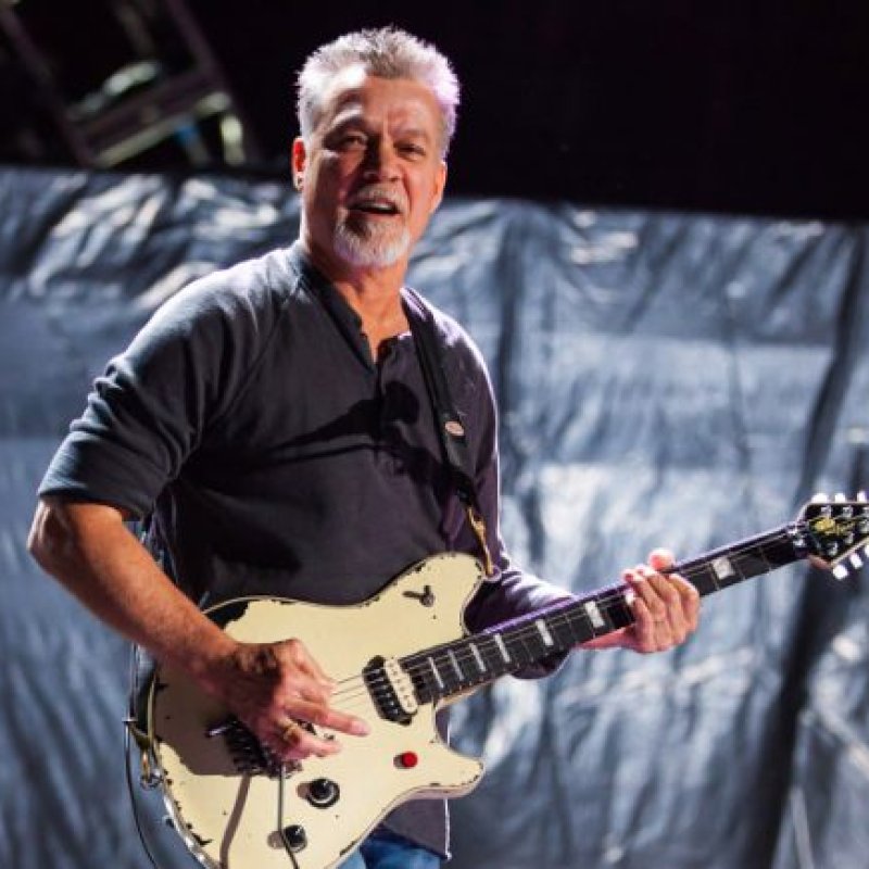 Eddie Van Halen Shows His New Appearance After Cancer
