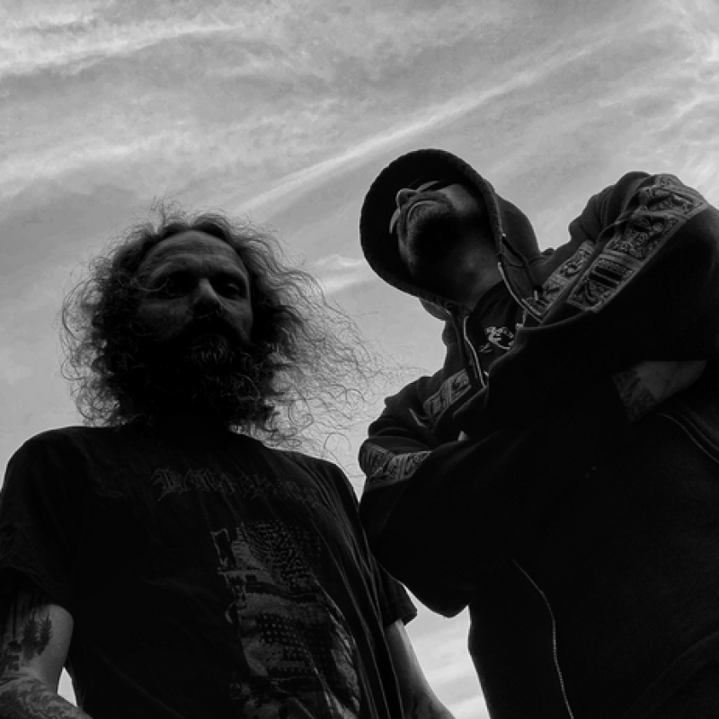 SALTAS premiere new track!