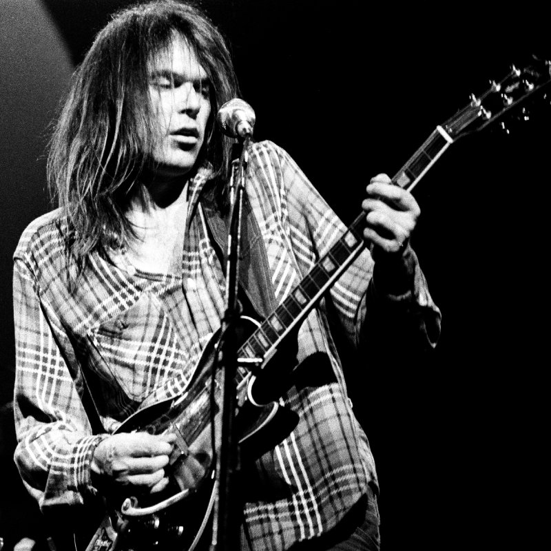 Neil Young Endorses Bernie Sanders. This will be his first time voting!
