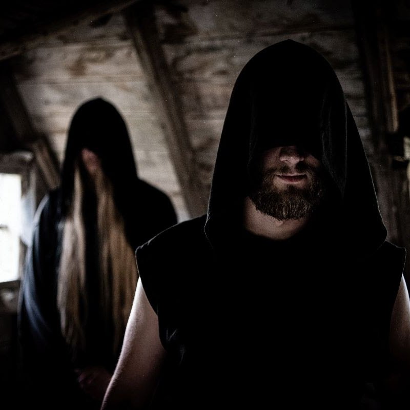 Helfr&oacute; Release New Song, "Hin Forbo&eth;na Als&aelig;la"