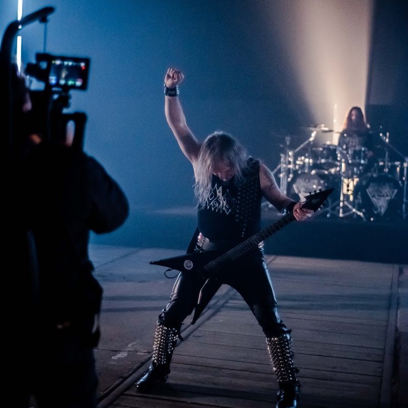 VADER | New Single 'Into Oblivion' Available