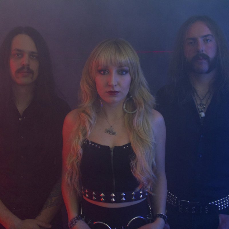 BLOOD STAR stream SHADOW KINGDOM debut EP at "Decibel" magazine's website - features members of VISIGOTH