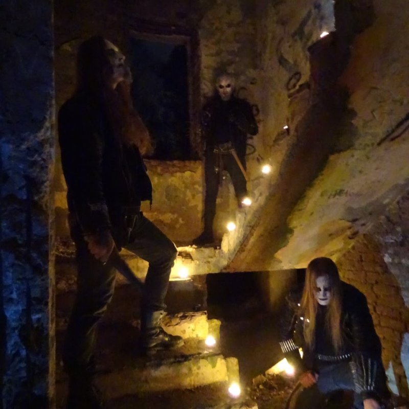 TAAKE and DEATHCULT to release split EP thru EDGED CIRCLE - first track revealed