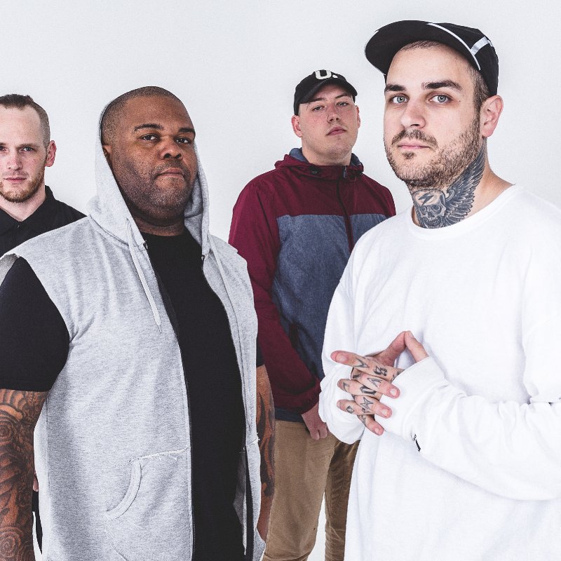 EMMURE | New Single 'Uncontrollable Descent' Available