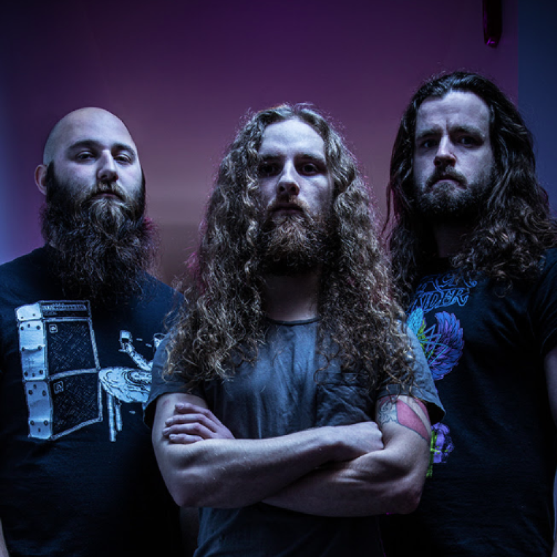 Canada's EMPRESS premiere new track at InvisibleOranges.com - features members of SEER, CRATERS+++