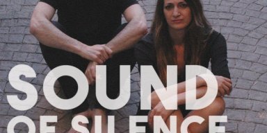 Alondra Galopa presents her “Sound of Silence” by Simon & Garfunkel. In Spanish