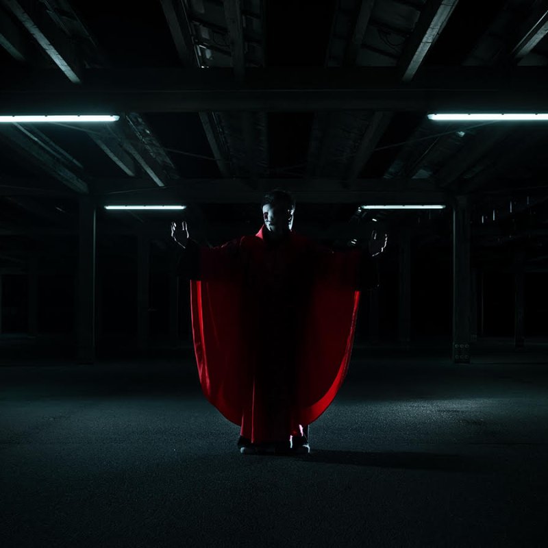 Lucynine released a new single and music video Heartectomy!