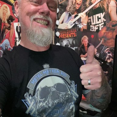 DENNIS FROM HOLLAND.. SHIRT PIC