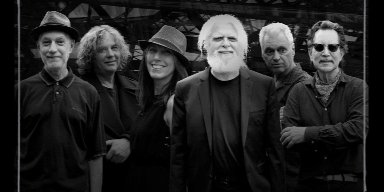 VANCOUVER WEEKLY PREMIERES NEW "JULIA" VISUAL FROM RED HERRING - WATCH!