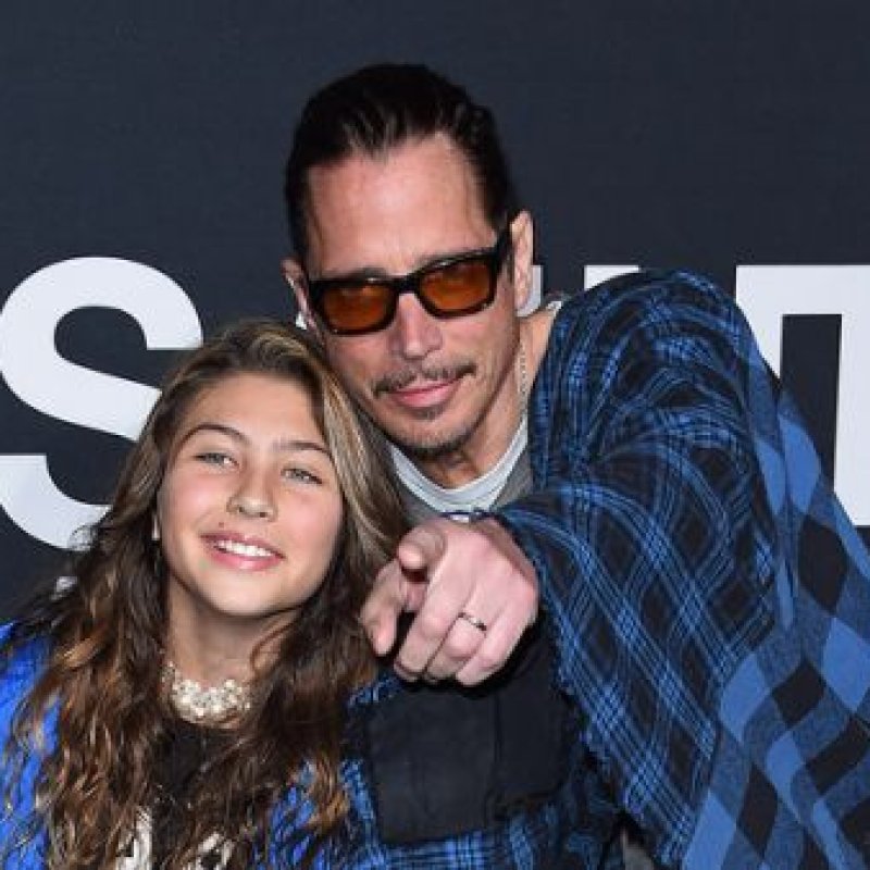 Chris Cornell’s daughter sings “Hallelujah” in tribute to her father and Chester Bennington