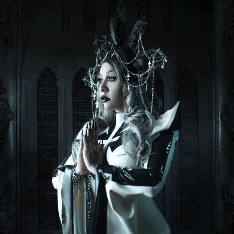 Lexi Layne releases new single