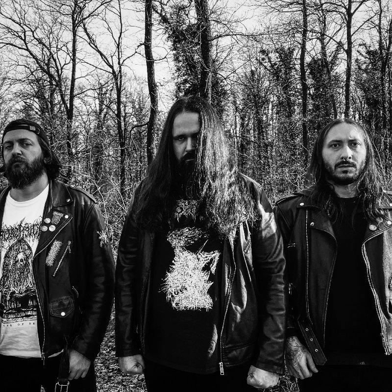 Turkey's ENGULFED stream new ME SACO UN OJO / DARK DESCENT mini-album - features members of HYPERDONTIA+++