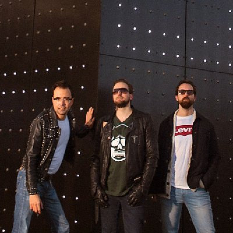 DANGEROUS TIMES FOR THE DEAD - STORM THE CASTLE - Featured In MetalHeads Forever Compilation!