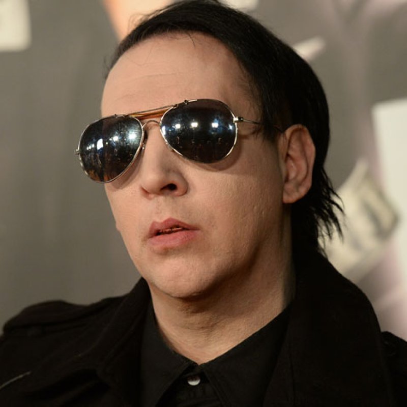 MARILYN MANSON TALKS PILATES, JOHNNY DEPP, AND TRENT REZNOR WITH HOWARD STERN