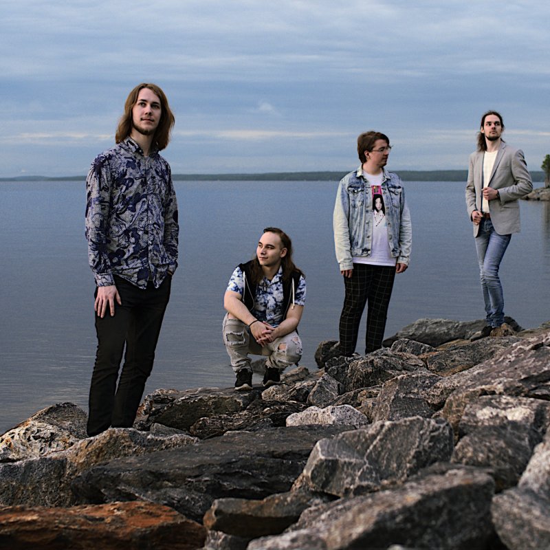 Finnish External releases a haunting and cathartic new track ”Hunting Butterflies”
