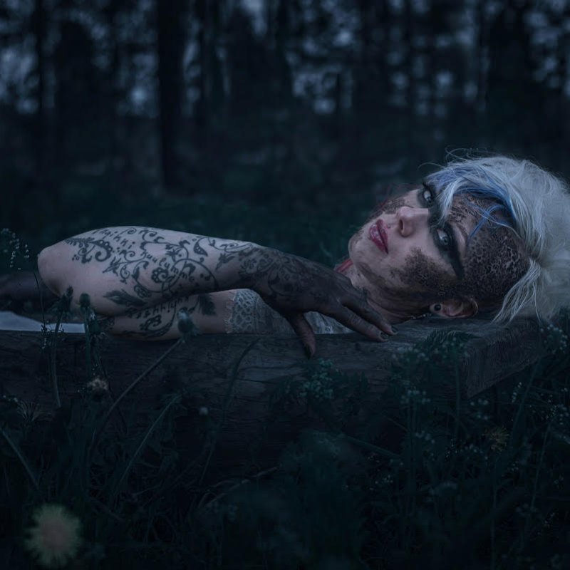 Rioghan released a second single & music video from her upcoming debut EP!