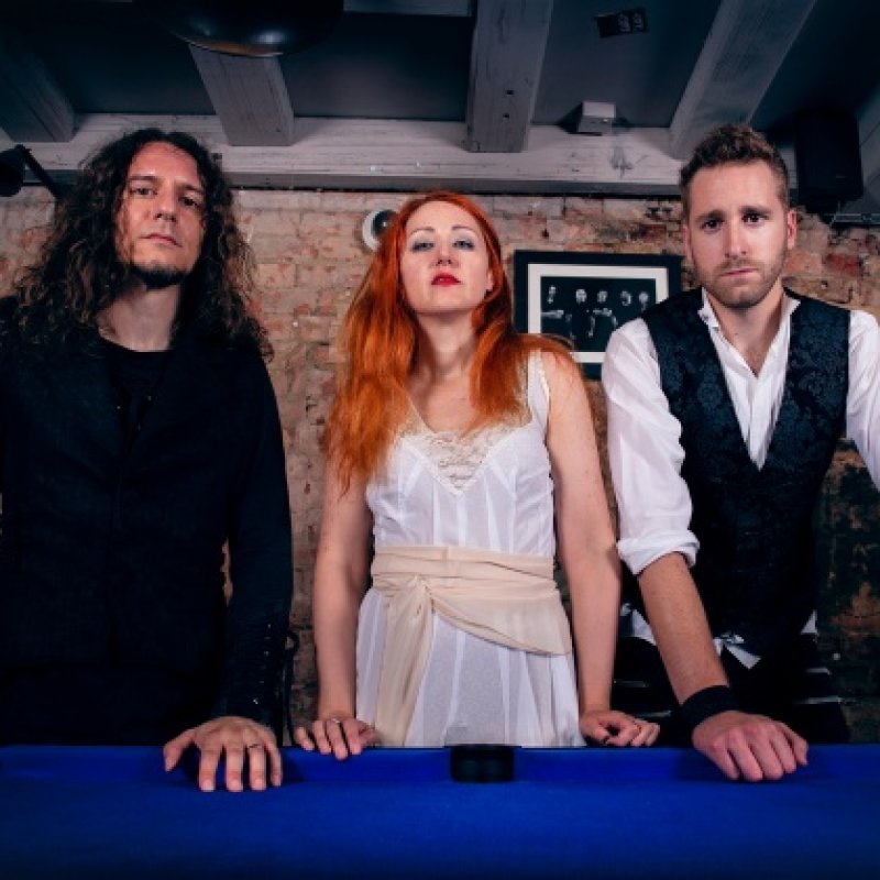 ALICEISSLEEPING Shares Brand New Video From Upcoming Album "Completely Fine"!