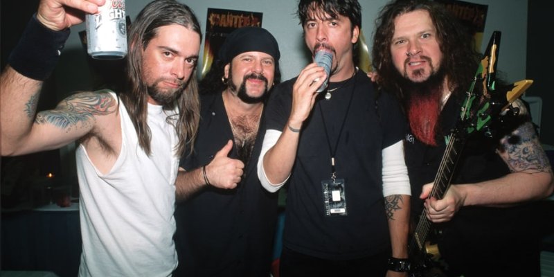 DAVE GROHL talks PANTERA Inspiration 