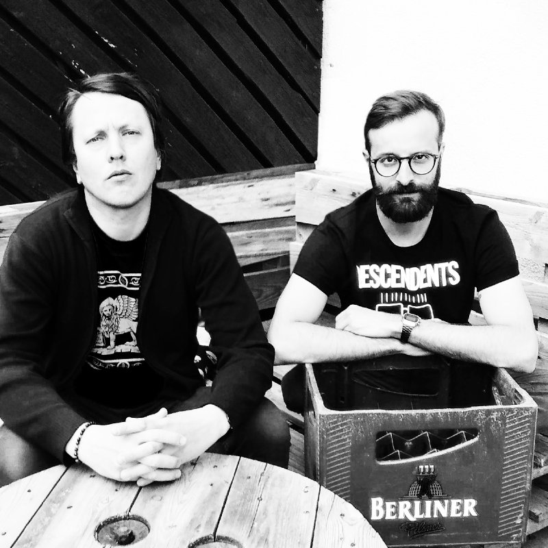 French Maximum Fuzz Stoner-Rock duo Electric Jaguar Baby released and stream Maximum Fuzz Live on Digital exclusive // Deluxe reissued edition of S/T album out now on through El Diablo Records & Slice Of Wax Records!