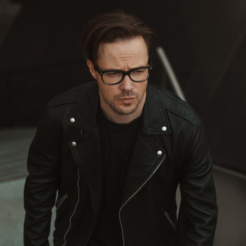 Keith Wallen Releases New Single "Dream Away" + Watch the Official Video