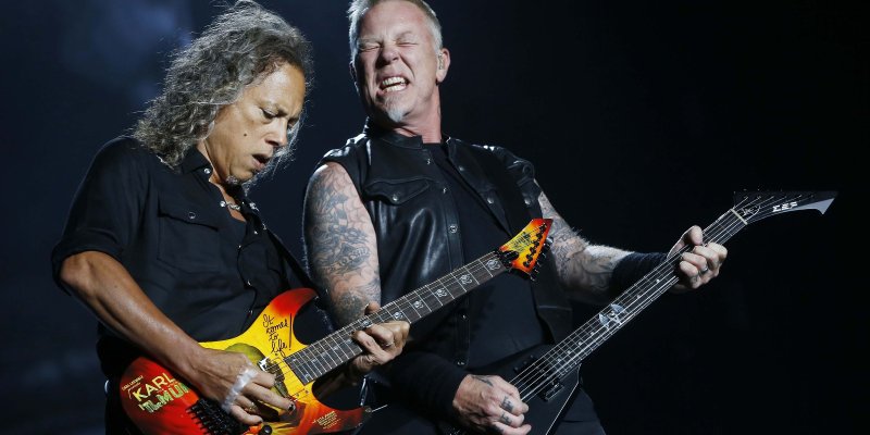 METALLICA played the song "Spit Out The Bone" live for the first time ever!