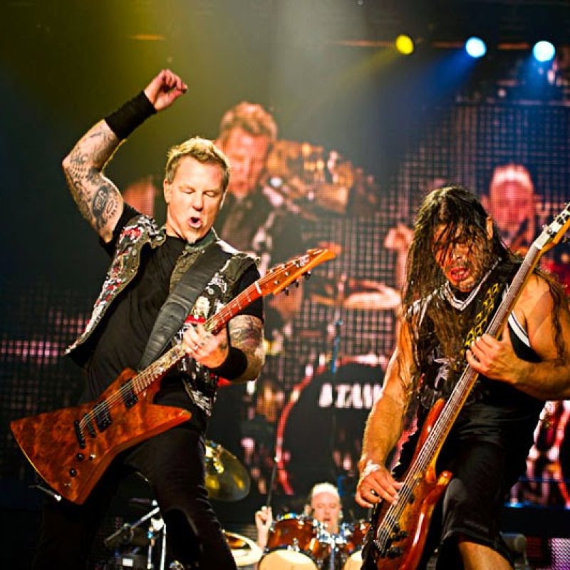 Watch METALLICA's Entire Performance At 'Band Together Bay Area'