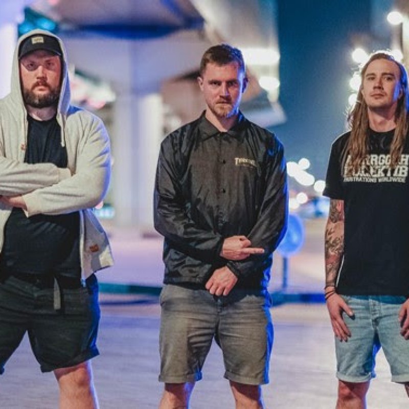 Swedish thrashers Leach stream new "D.O.D." video featuring Soilwork vocalist Björn “Speed” Strid via Sleeping Village Reviews!