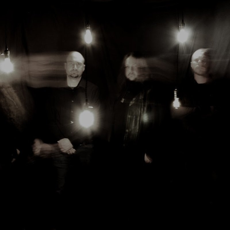 THE FLIGHT OF SLEIPNIR premiere new track at NoCleanSinging.com