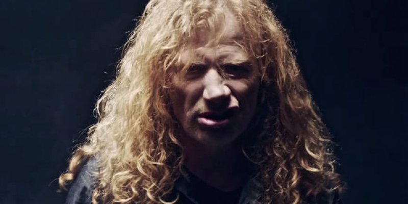 DAVE MUSTAINE Says METALLICA's Co-Manager Called Him 'A Pussy' 