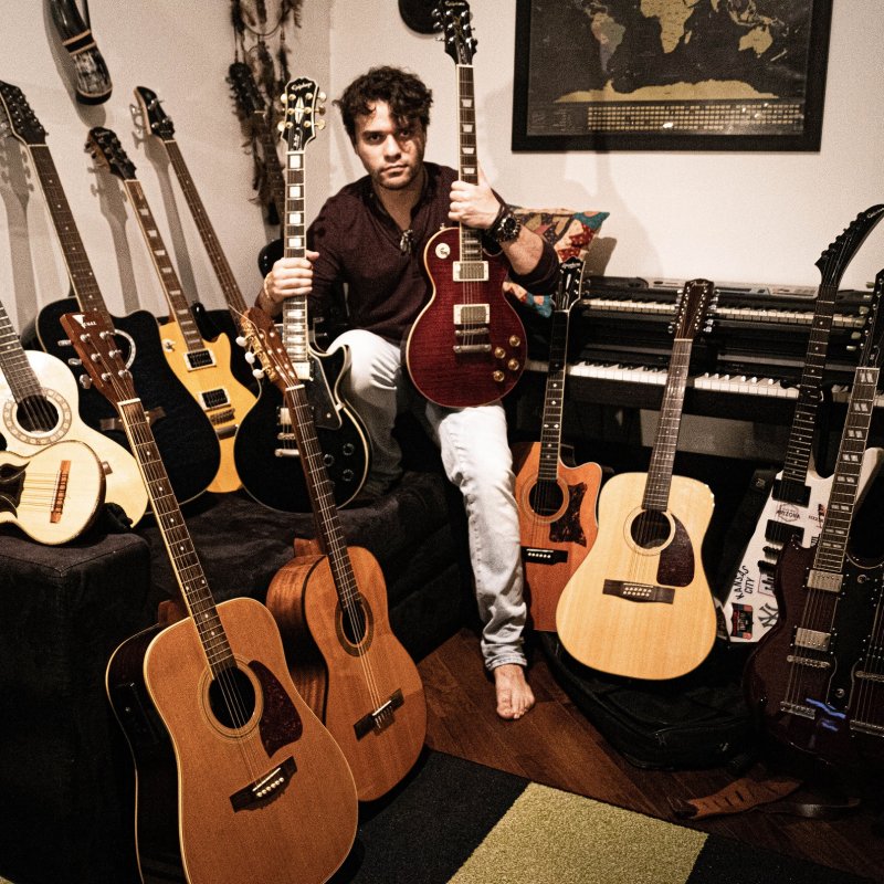 Rockshots Records Signs Brazilian Multi-Instrumentalist Lucas Barbosa For TERRA Debut “Hypercube”