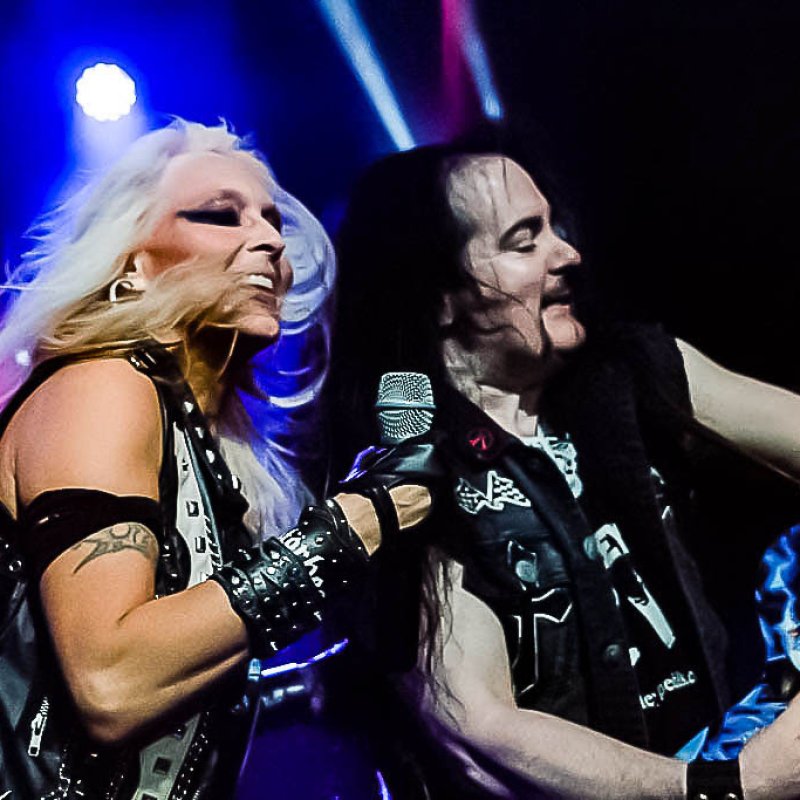DORO reveals cover and tracklisting for "Triumph And Agony Live"
