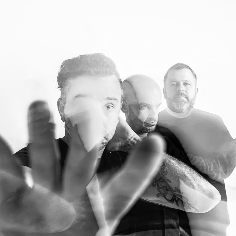 RISE AGAINST share acoustic version of “Nowhere Generation" feat. Meg Myers