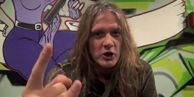 SEBASTIAN BACH Slams APPLE For Failing To Replace His iPhone Battery!