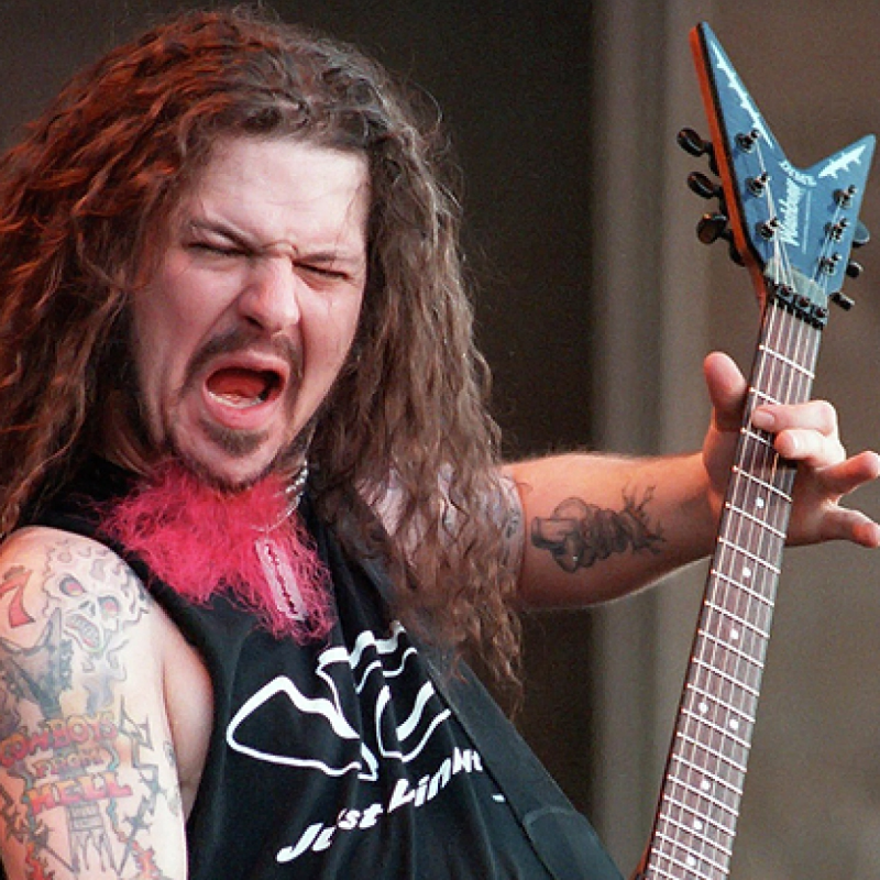 DIMEBAG'S ESTATE SUES DEAN GUITARS