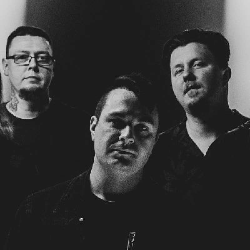 Common Choir - Idle Hands - Featured At BATHORY ́zine!