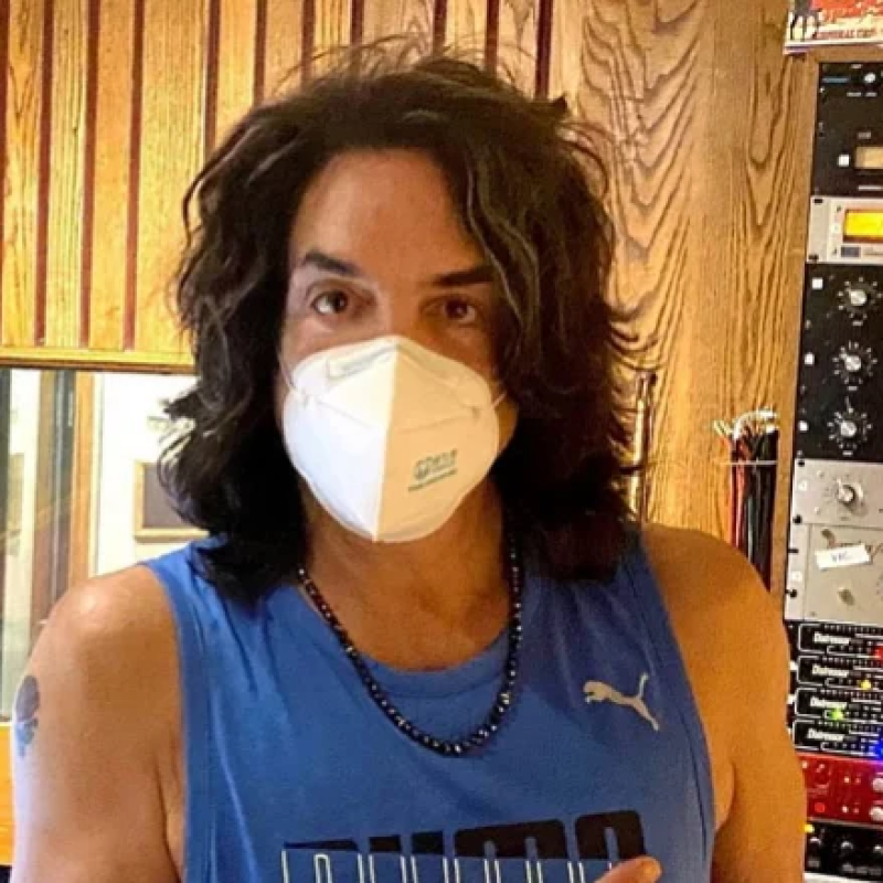 PAUL STANLEY HAS COVID-19