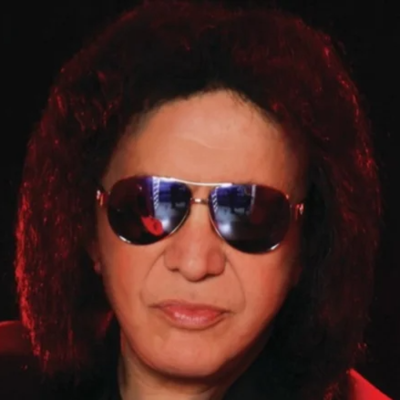 GENE SIMMONS Blasts 'Evil, Self-Serving Politicians' In Florida And Texas For Being 'More Interested In Getting Re-Elected Than Saving Lives'