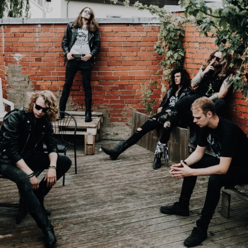 Rockshots Records Signs Latvian Rock n' Rollers QUICKSTRIKE For 2022 Debut Album "None of a Kind"
