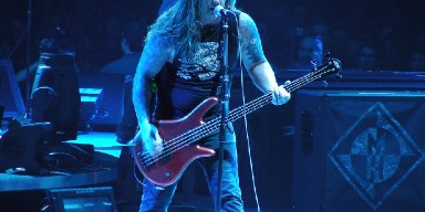 Former Machine Head Bassist Adam Duce Says "The Band Looks Gay AF"
