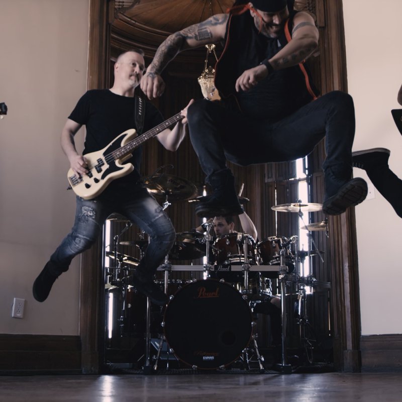 3 Days Under - Win Battle Of The Bands This Week On MDR!