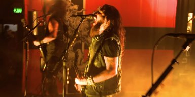 Robb Flynn Has “Brutal Lung Infection,” Walks Off Stage Mid-Show in Pittsburgh