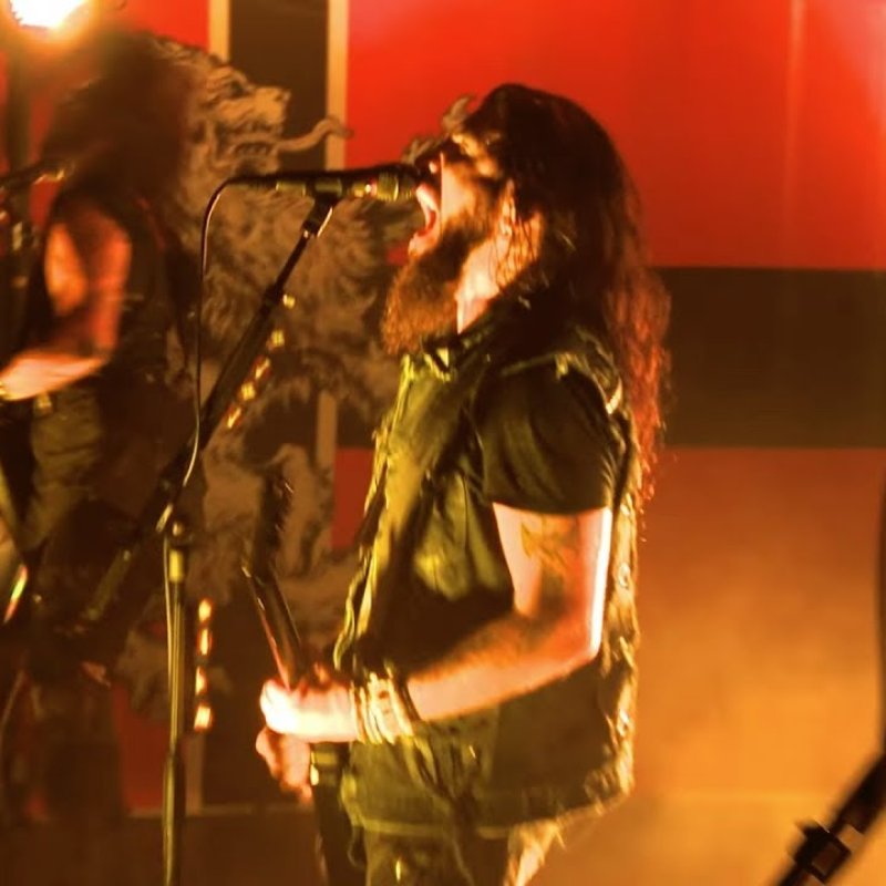 Robb Flynn Has “Brutal Lung Infection,” Walks Off Stage Mid-Show in Pittsburgh