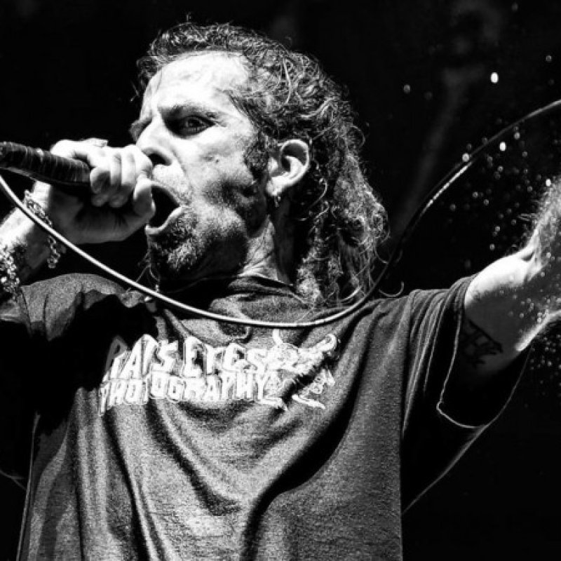 LAMB OF GOD's Randy Blythe on School Shootings: "No More Thoughts & Prayers, They Ain't Working"