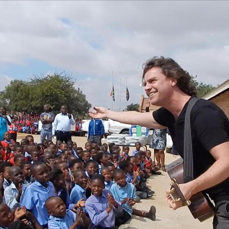 Jann Klose Tribute to Archbishop Desmond Tutu "Never Fall"