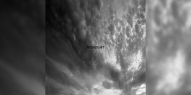 On The Loose - Midnight - Reviewed At Soundmagnet!