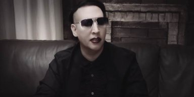  MARILYN MANSON Releases 'Cry Little Sister' Cover 
